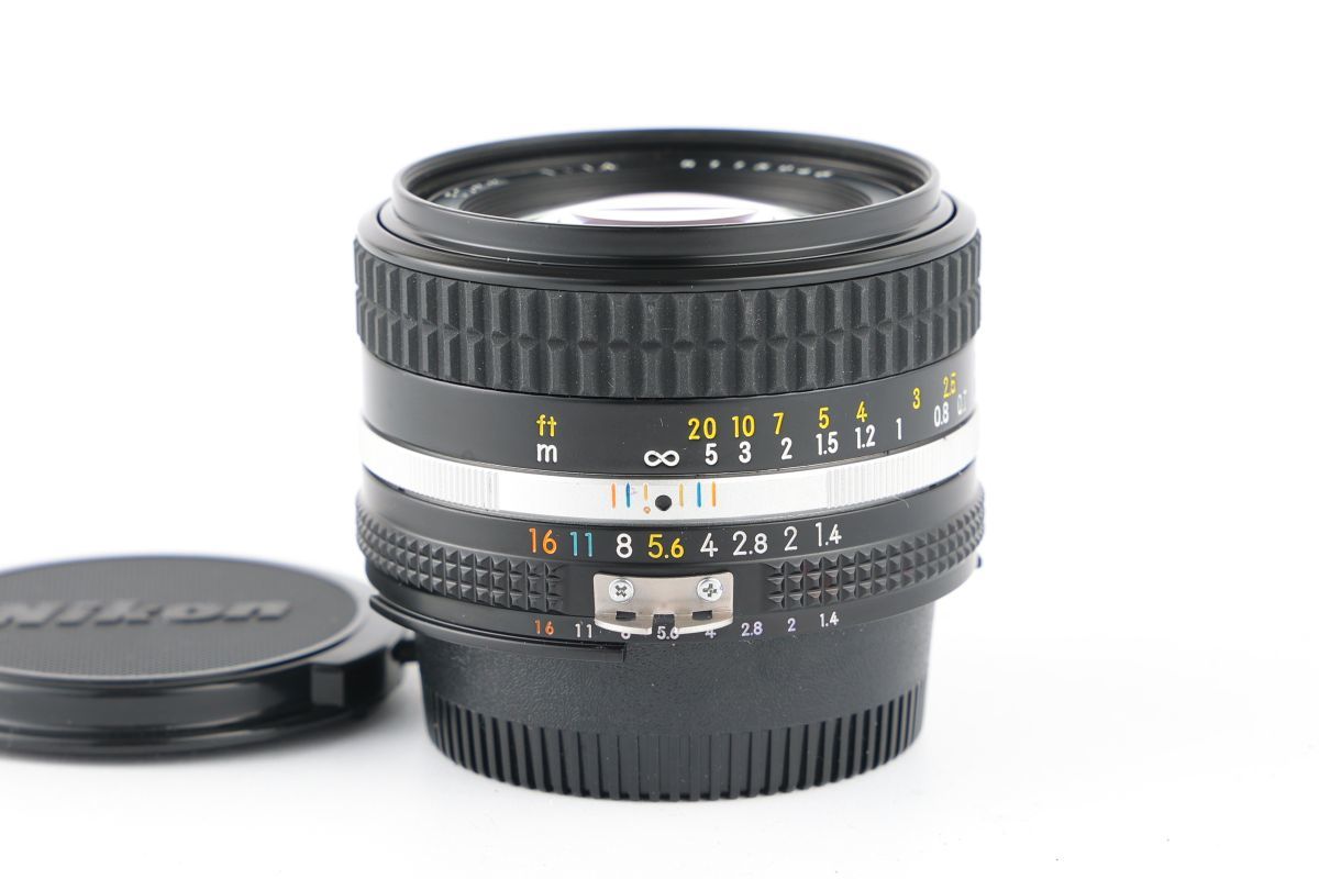 Nikon 50mm com NIKKOR Nikkor f⁄1.4 Lens Electronics AI-S Camera Ai