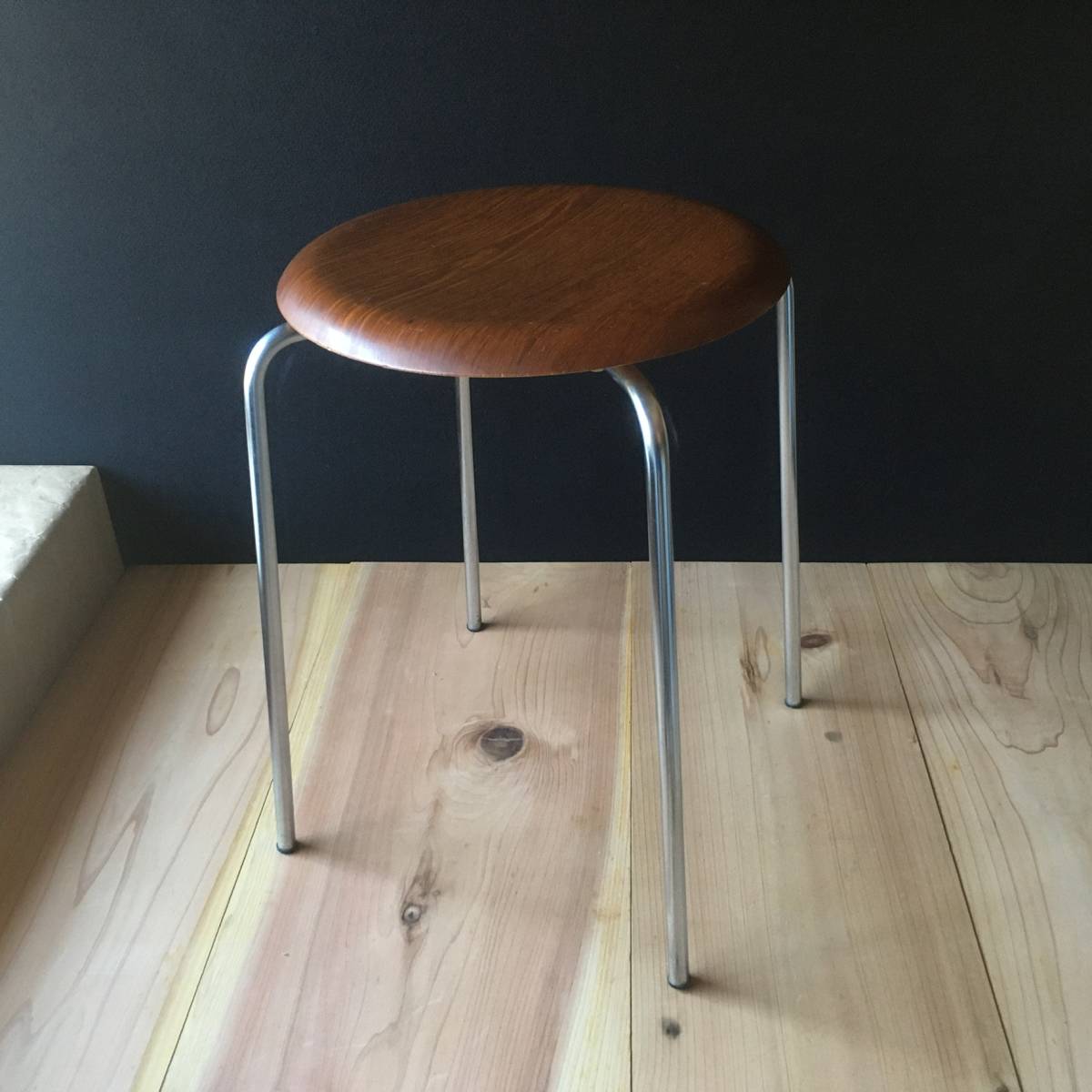 Arne Fritz ドットスツール 0 Jacobsen Stool | Dot 3本脚 Hansen 