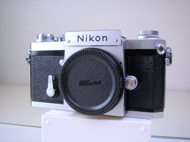 お買い得，大人気 Nikon ニコン F 後期 製造番号7435630 No.00089(ニコン)｜売買されたオークション情報、yahooの商品情報をアーカイブ公開 - オークファン マニュアルフォーカス