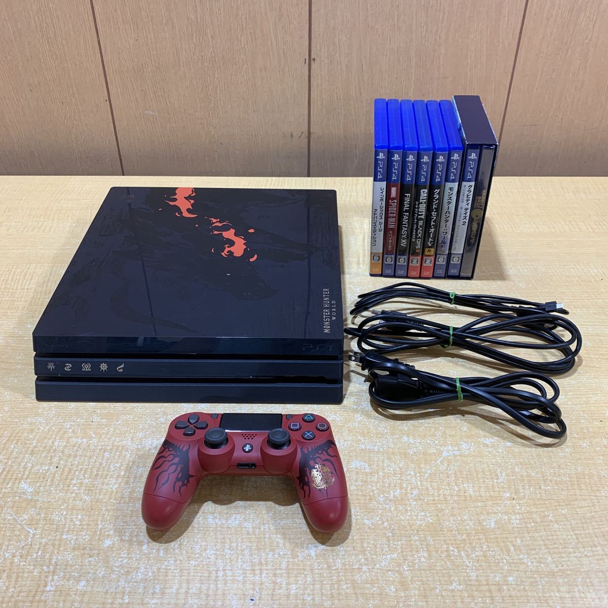 M○ SONY PlayStation4 Pro 本体 モンスターハンターワールド