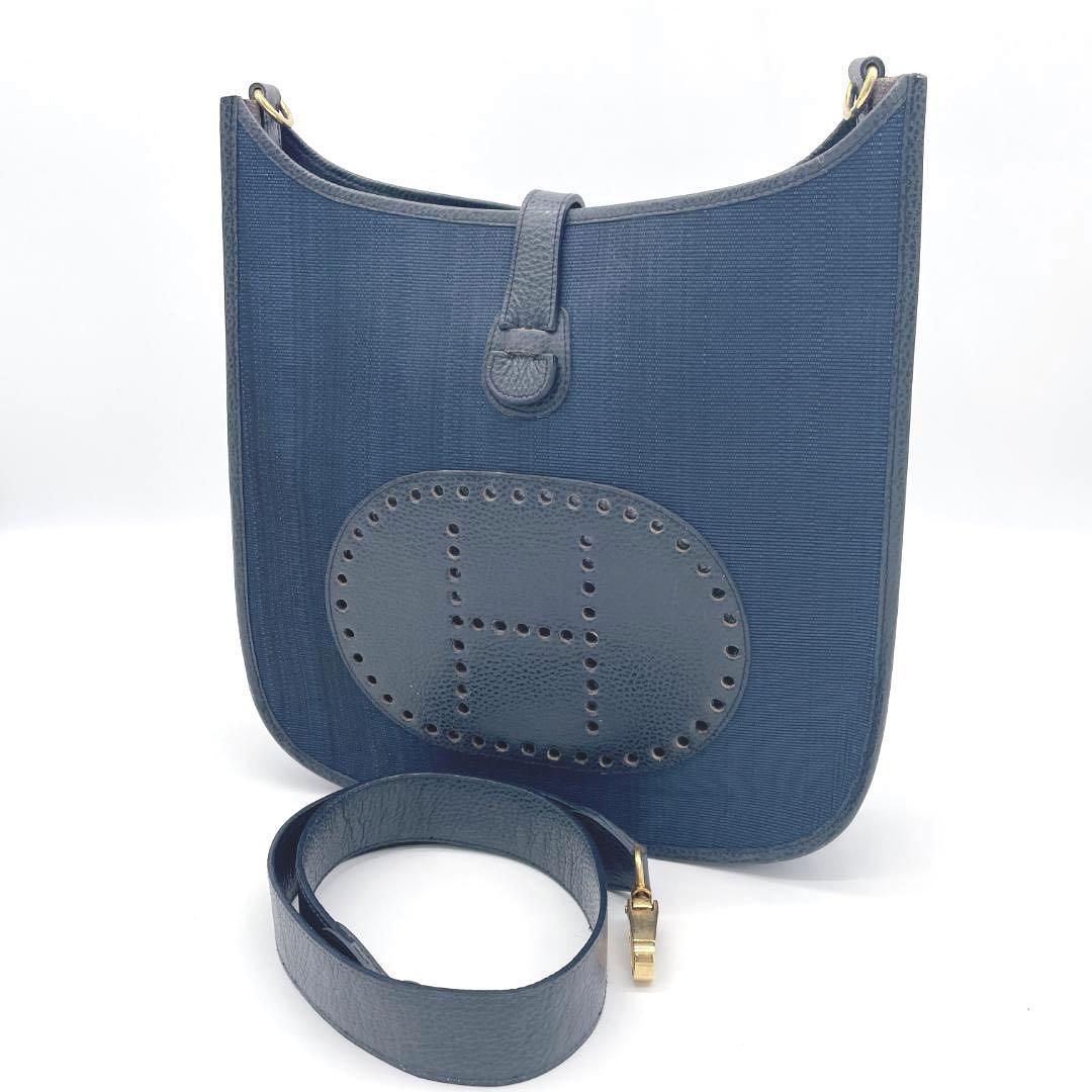  １円 良品 HERMES エルメス エヴリン エブリン ショルダーバッグ キャンバス レザー ネイビー(エブリン)｜売買されたオークション情報、yahooの商品情報をアーカイブ公開 - オークファン かばん、バッグ
