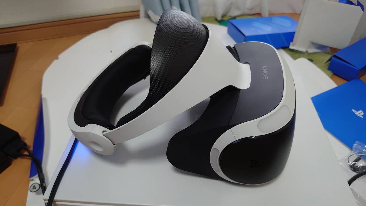 PlayStation VR カメラ同梱版 プレイステーションVR（PlayStation VR）Camera同梱版　CUHJ-16001＋Biohazard resident evil + DriverClub VRセット
