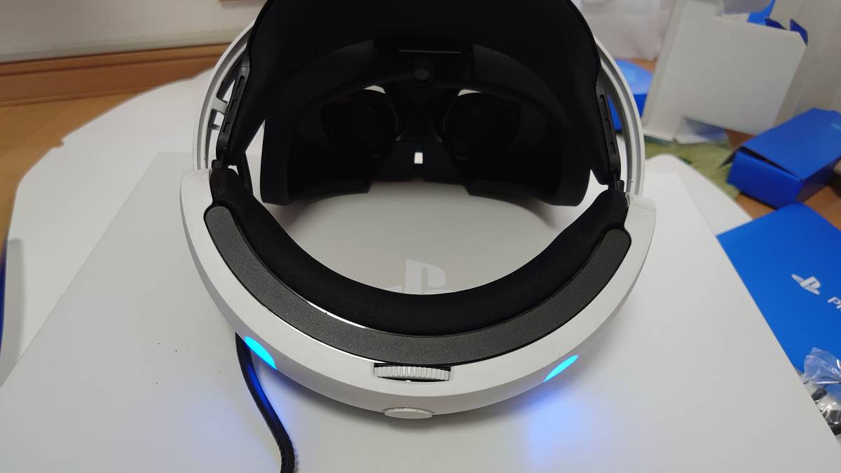PlayStation VR カメラ同梱版 プレイステーションVR（PlayStation VR）Camera同梱版　CUHJ-16001＋Biohazard resident evil + DriverClub VRセット