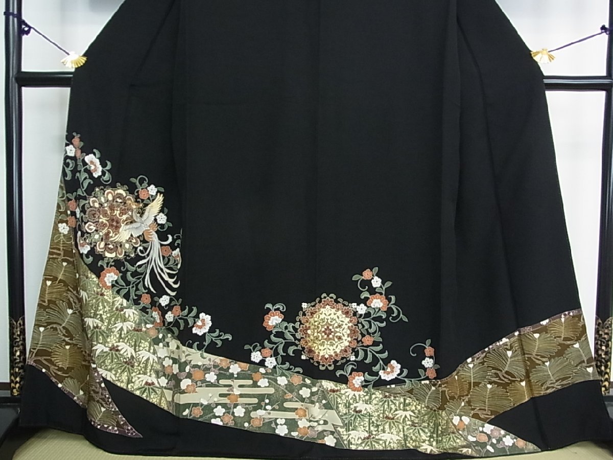刺繍着物 鳳凰 刺繍 着物 金駒刺繍 黒留袖 正絹 落款入 更紗 鳳凰刺繍