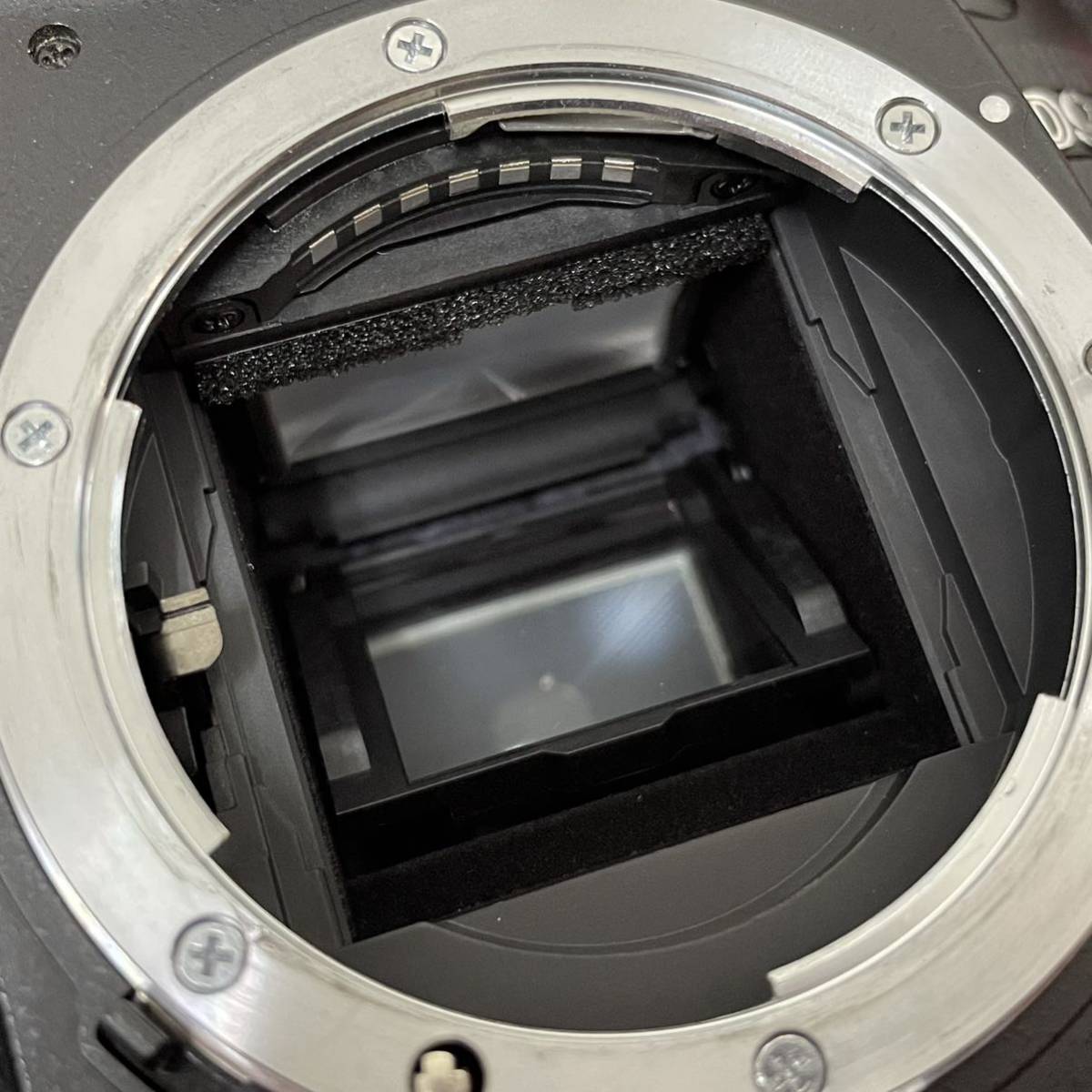 ☆A Nikon D90 ボディ デジタル一眼レフ バッテリー付 動作未確認 現状