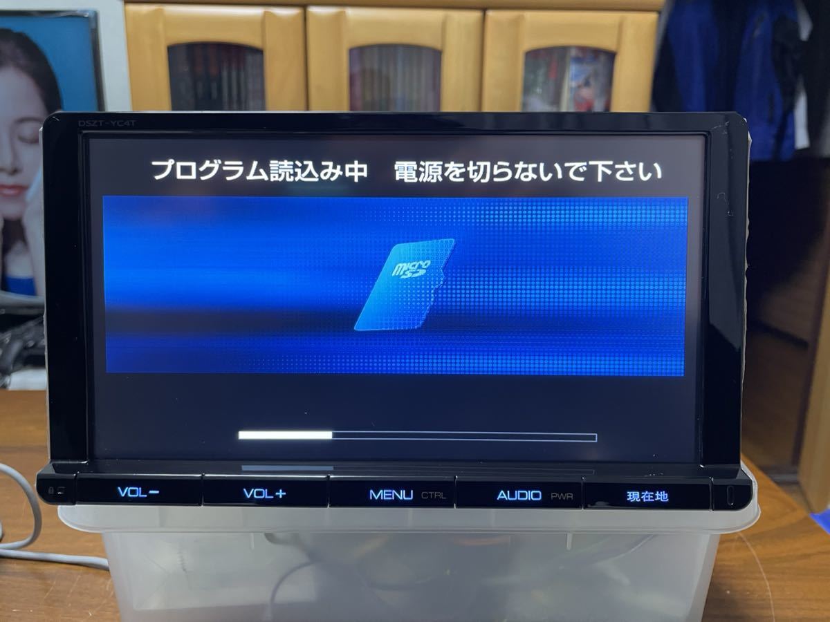 9インチトヨタ純正 T-Connectナビ DSZT-YC4T フルセグTV/Bluetooth/HDMI/USB/SD/DVD/CD録音 中古整備済品