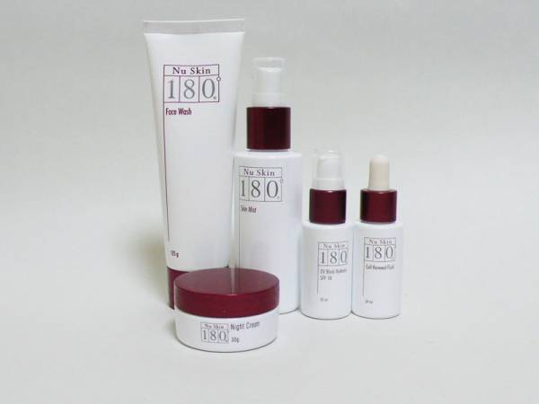 ニュースキンアンチエイジング 180トータルスキンケアセット新品_1
