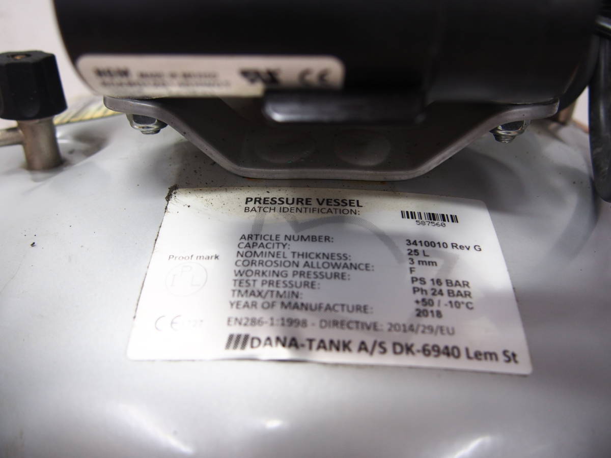☆【3R1020-11】 JUN-AIR ジュンエアー エアーコンプレッサー 6 Compressor 50/60Hz ジャンク JUN-AIR 工具、DIY用品 3-4 シリーズ_Gast Manufacturing の