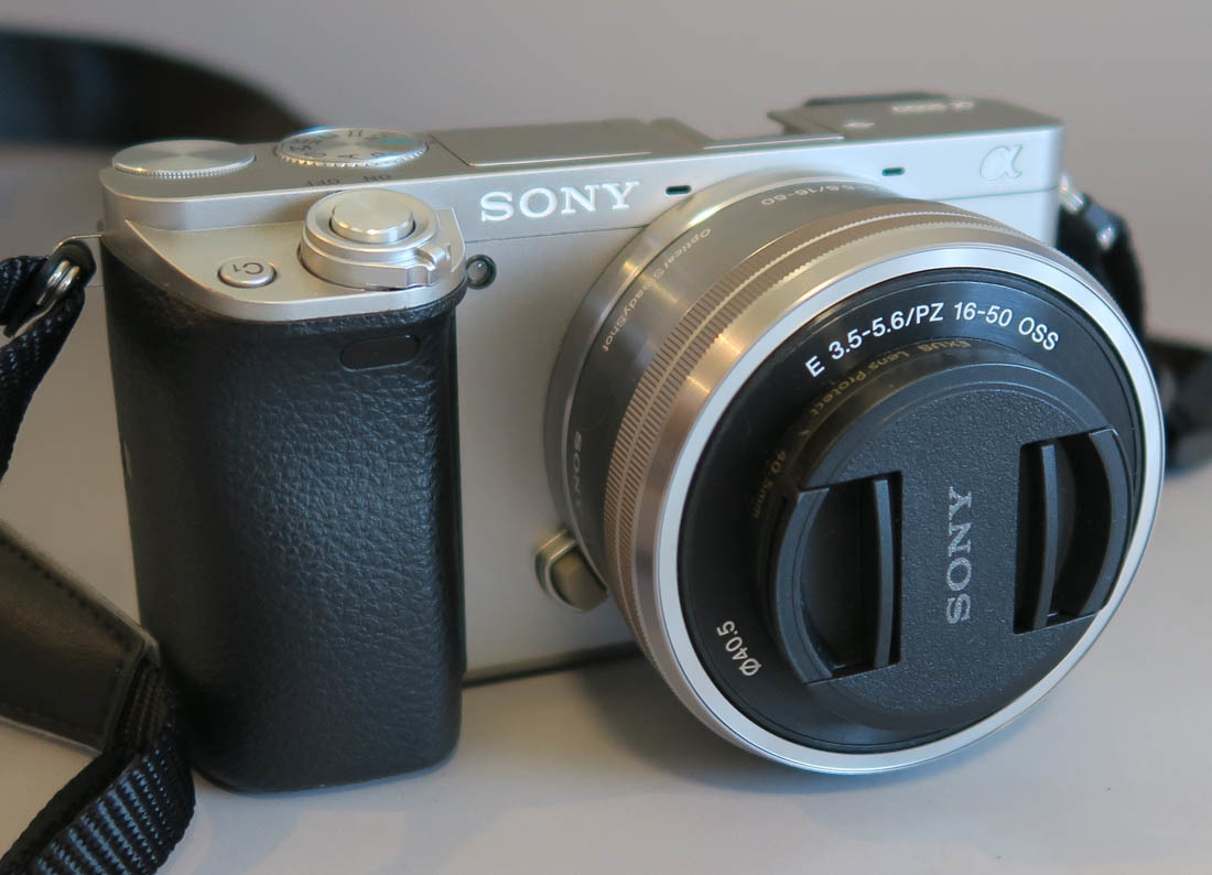 620 □ソニー SONY α6000 ダブルズームキット デジタル ミラーレス