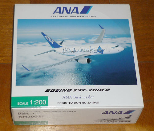 全日空商事 1/200 ANA BOEING 737-700ER 全日空商事 1⁄200 B737-700