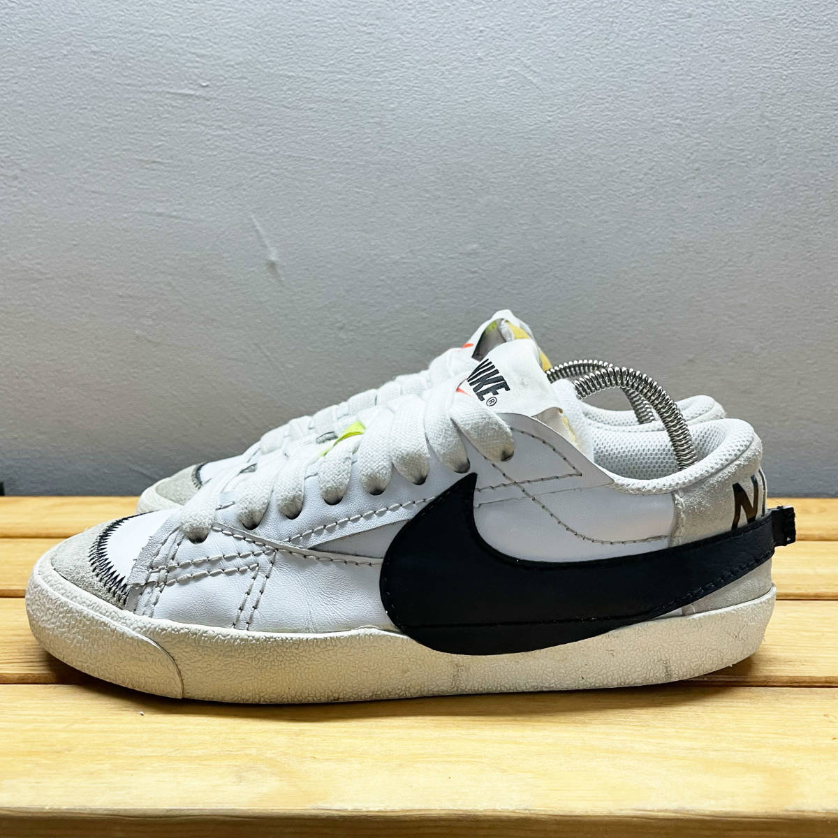 NIKE BLAZER LOW 