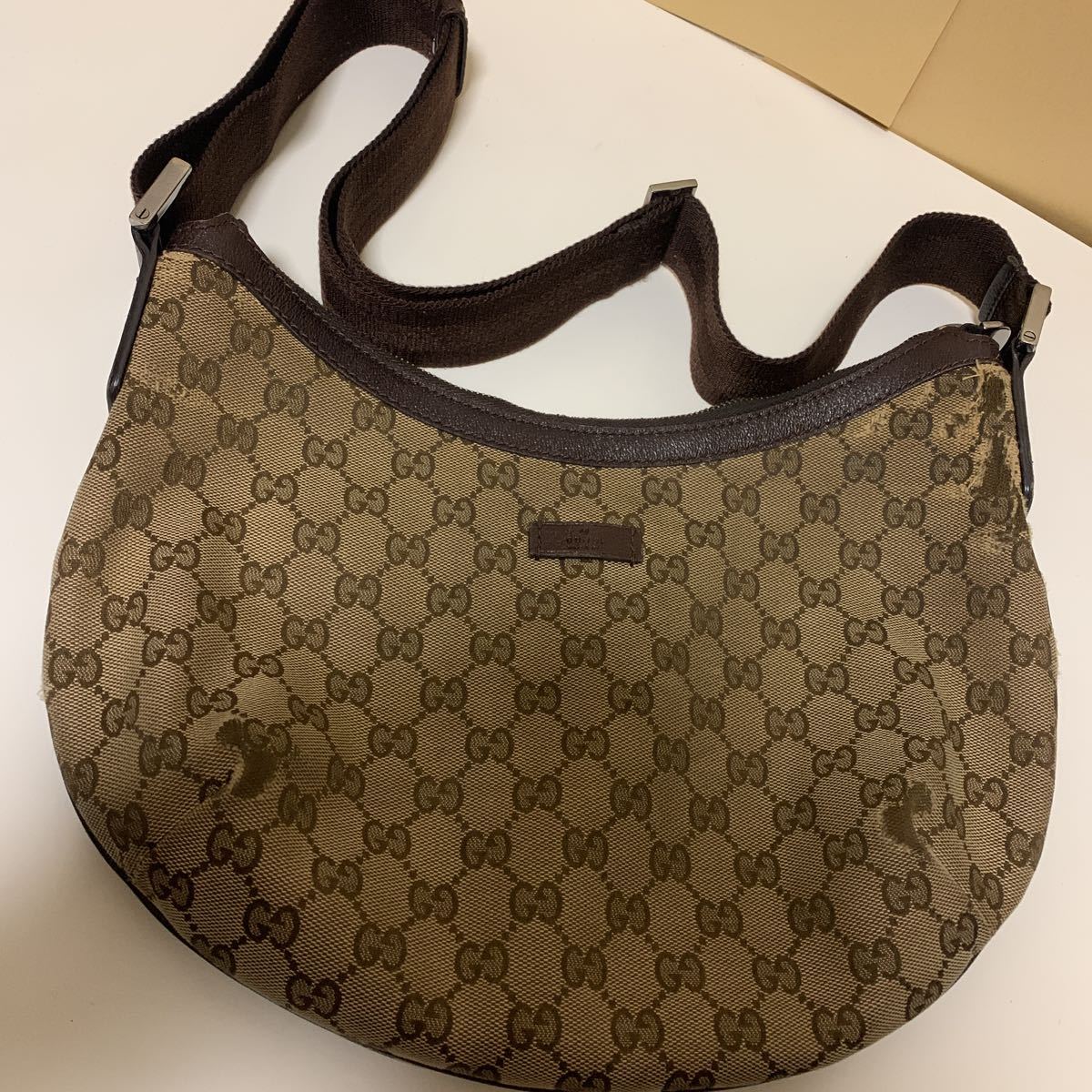 GUCCI グッチ 三日月 キャンバス ショルダーバッグ