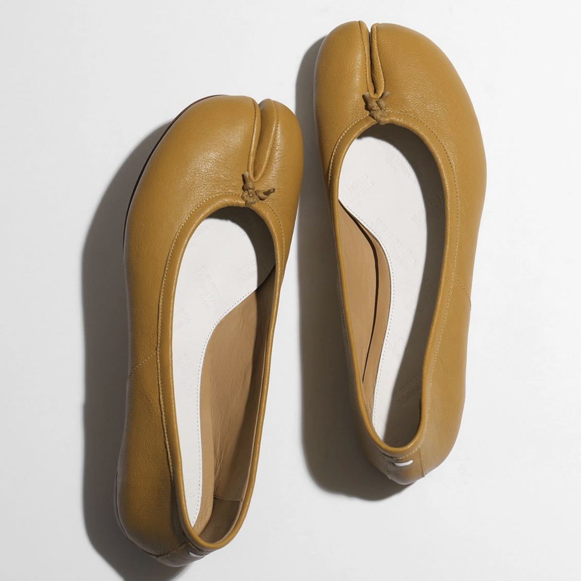 新品Maison Margiela メゾンマルジェラTabi 足袋 バレエ ヴィンテージレザー ブルー タビ シューズ マスタード 40 約26cm