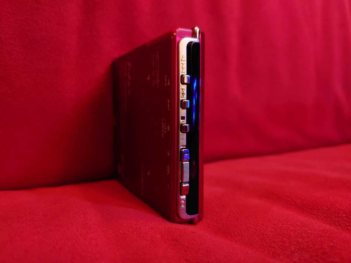SHARP ポータブルMDプレーヤー MD-DS70-R 1-BIT TECHNOLOGY レッド