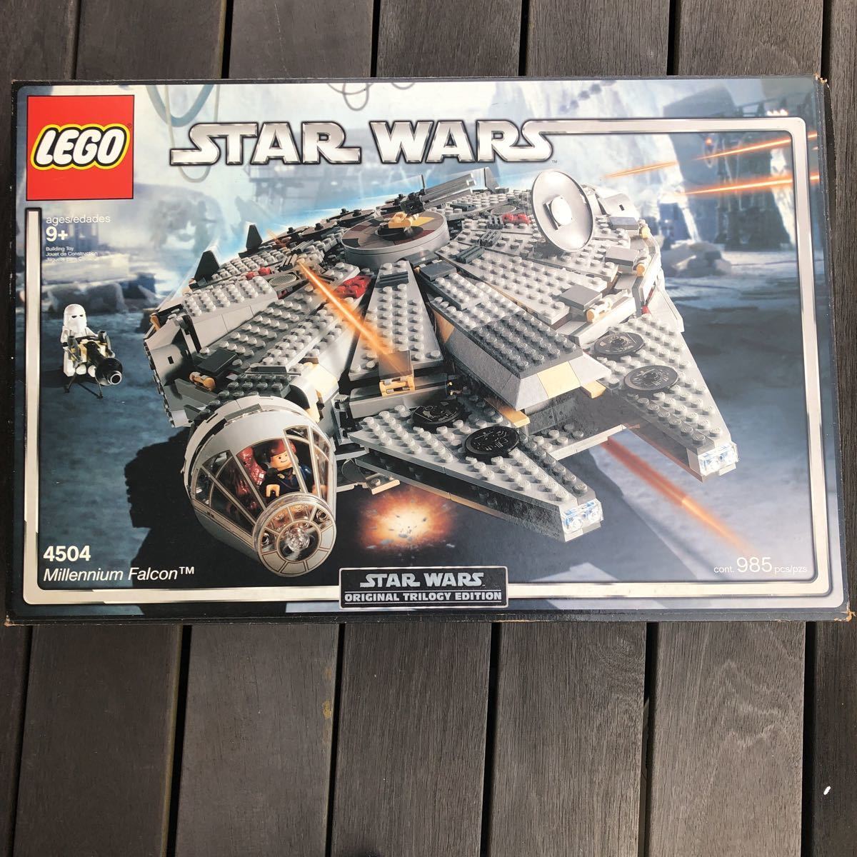 LEGOスターウォーズ ミレニアムファルコン 4504(レゴ スター・ウォーズ 
