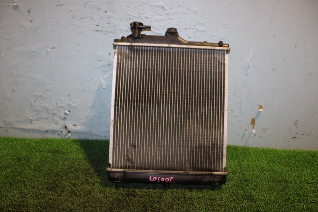 スバル ステラ RN1 ラジエーター 取付部OK 45111KG000 200507