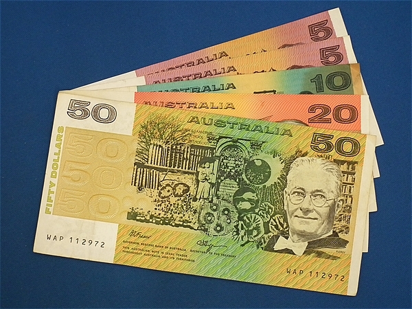 オーストラリア ドル 紙幣 4枚セット 5ドル 10ドル 20ドル 50ドル 旧