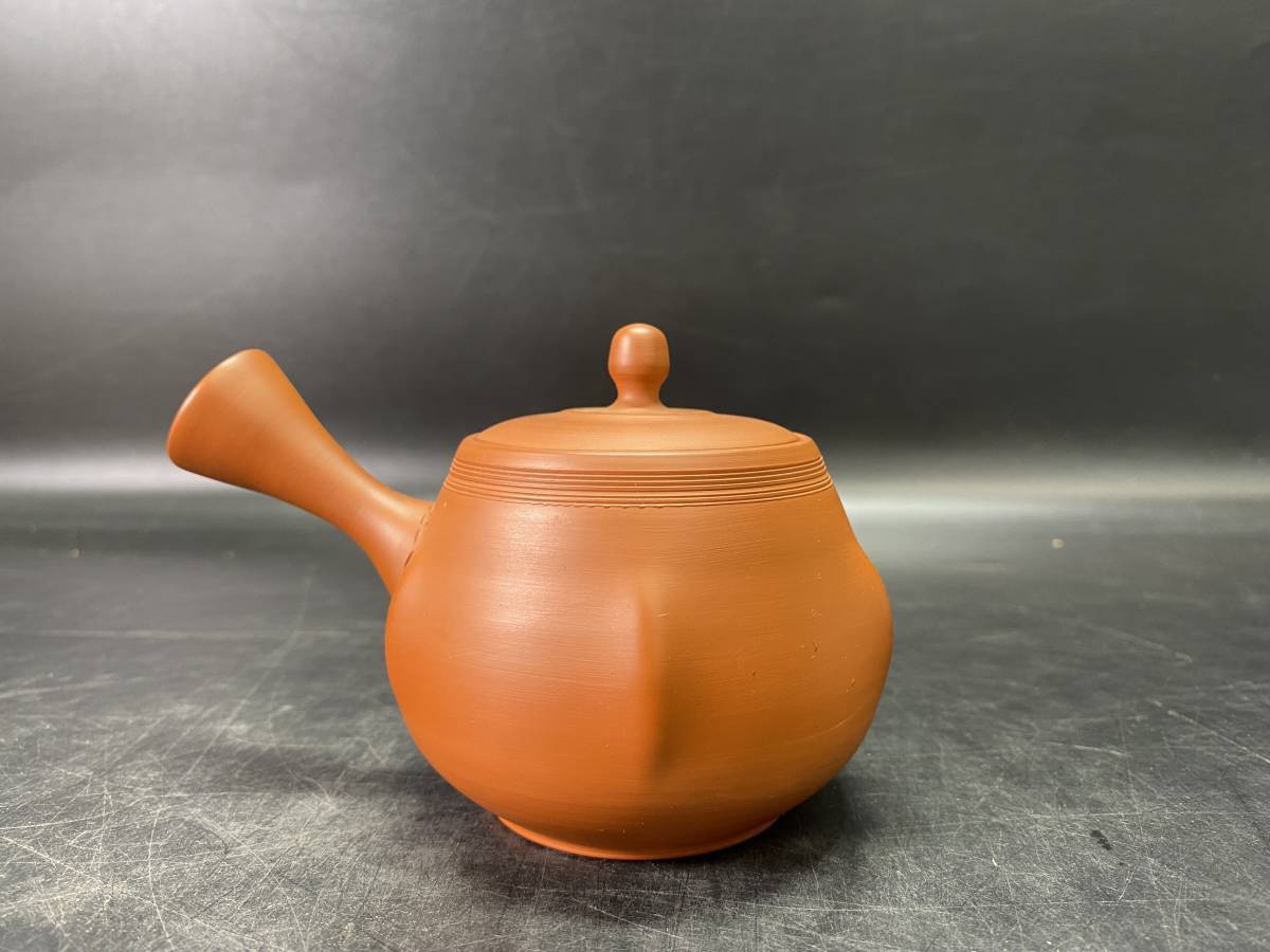 常滑焼玲光窯鯉江廣作朱泥三十六歌仙和歌彫茶注共布共箱DR9783