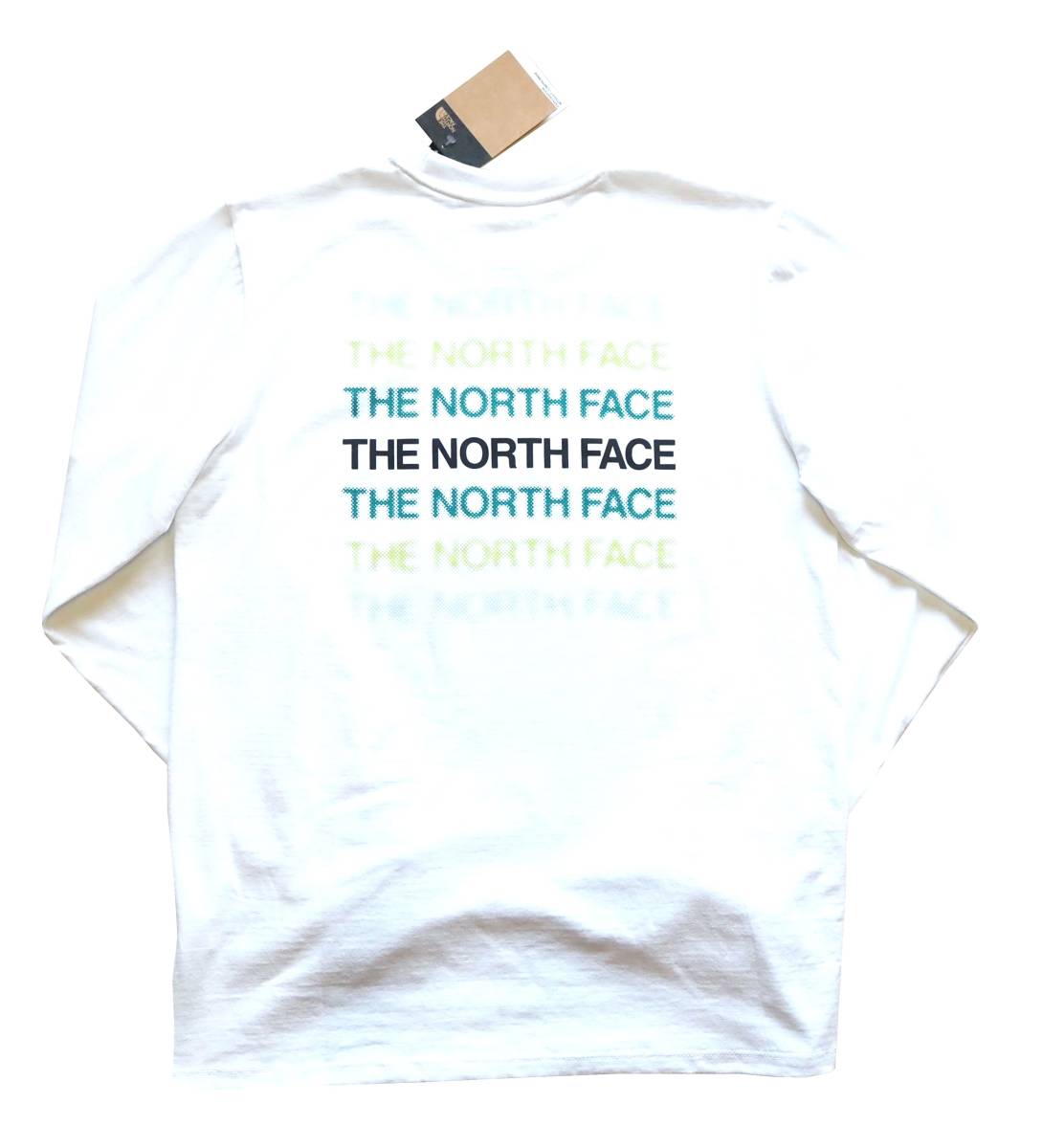 新品未着用 ザ・ノースフェイス正規品 ノースフェイス M 日本Lサイズ前後（US FACE（Tシャツ(半袖&frasl;袖なし)）のフリマアイテム一覧 新品未着用　ザ・ノースフェイス正規品　日本L前後（US M）　ボックスロングTシャツ　白　長袖　ジーンズやウィンドブレーカーにも