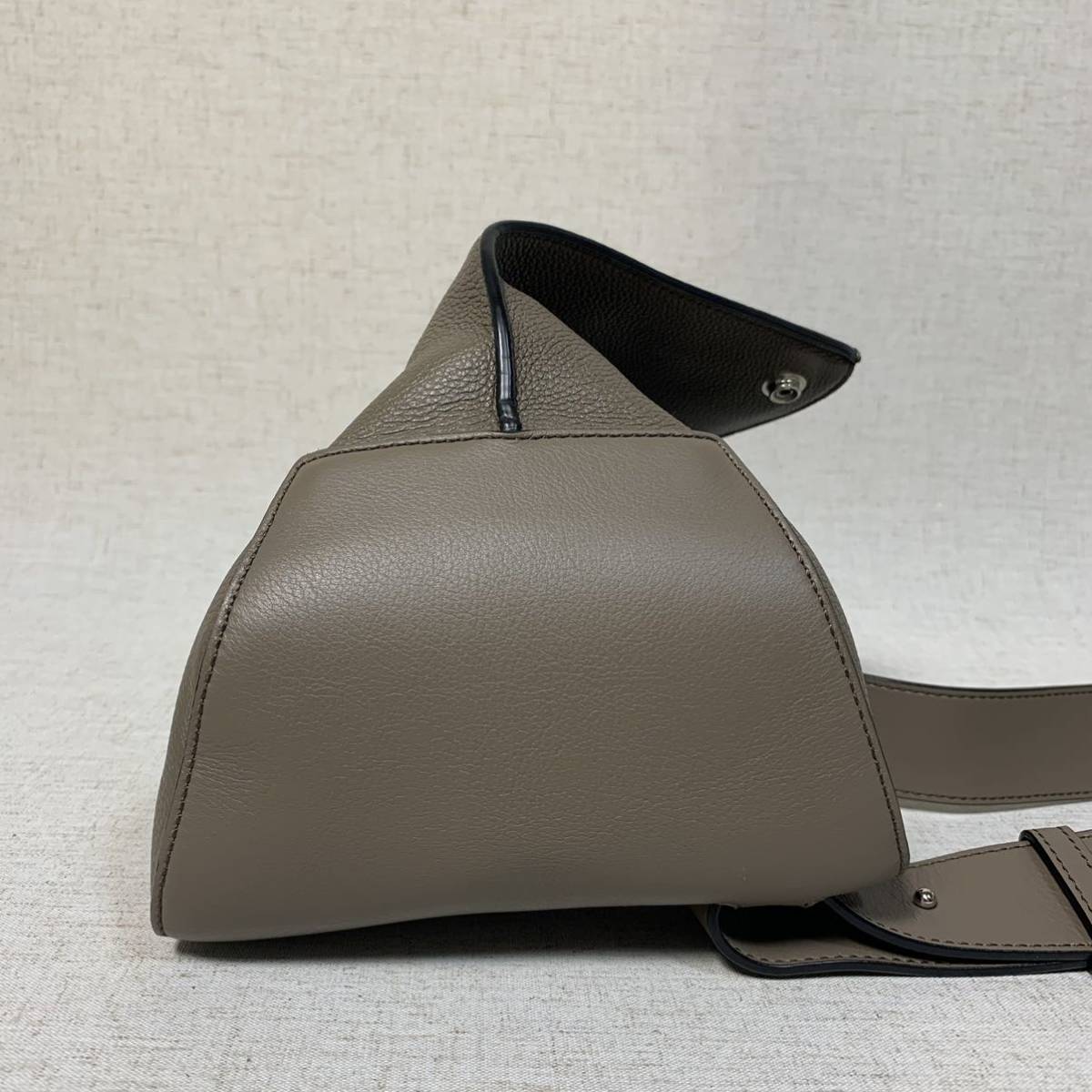 411B18｜極美品｜ロエベ アントンスリング ショルダーバッグ 