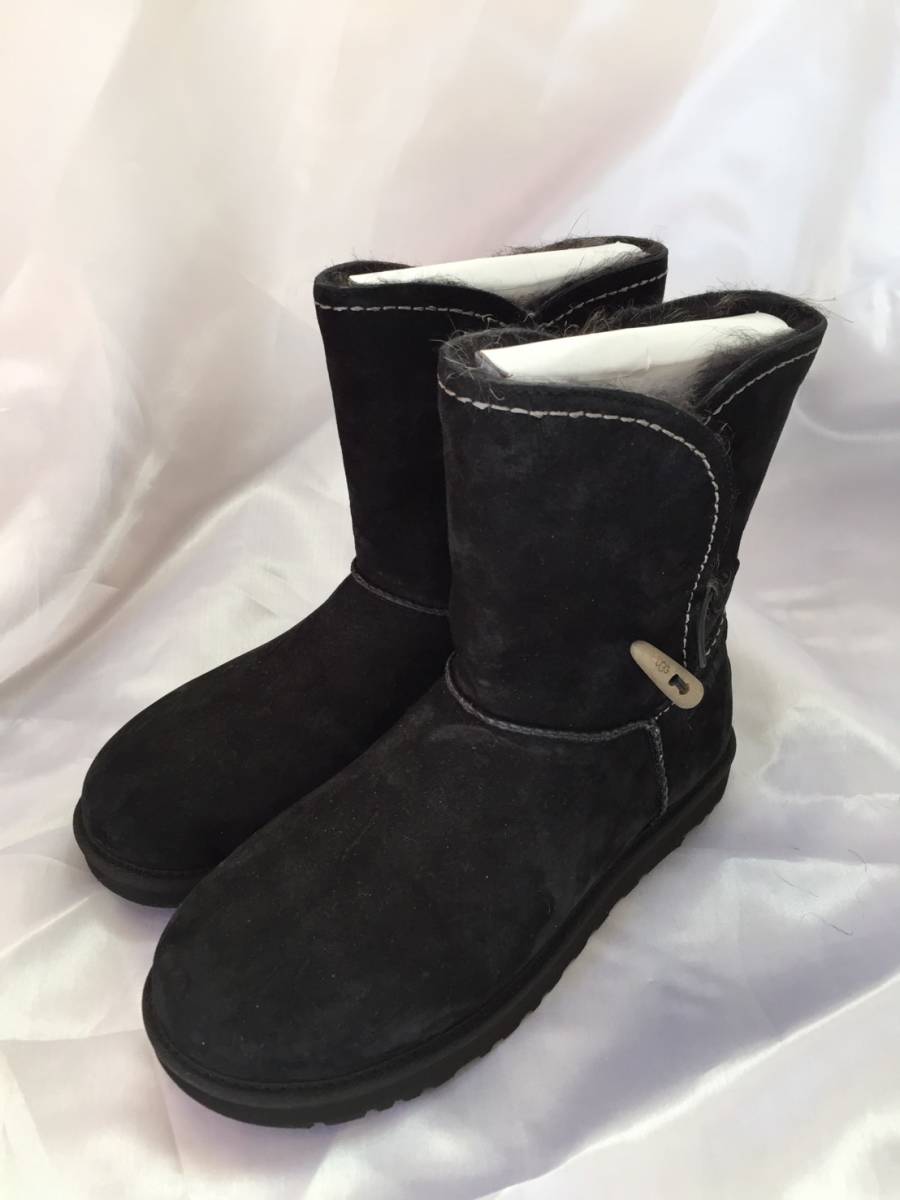 本物・未使用・UGG・レディース・ショートウィンターブーツ・ファー 