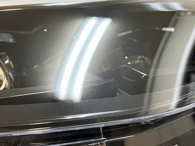 ヤリスクロス/ハイブリッド MXPB10/MXPB15 MXPJ10/MXPJ15 LED 純正 右