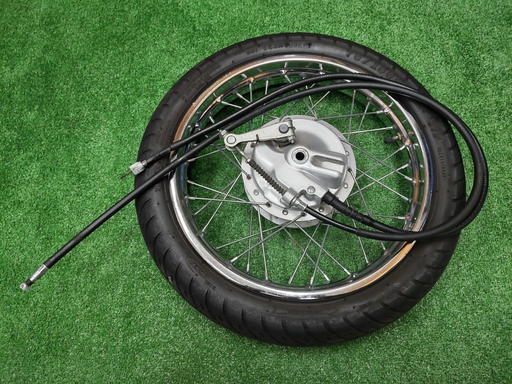 ホンダ スーパーカブ 50 プロ AA04 純正 フロント ホイール J14×1.60