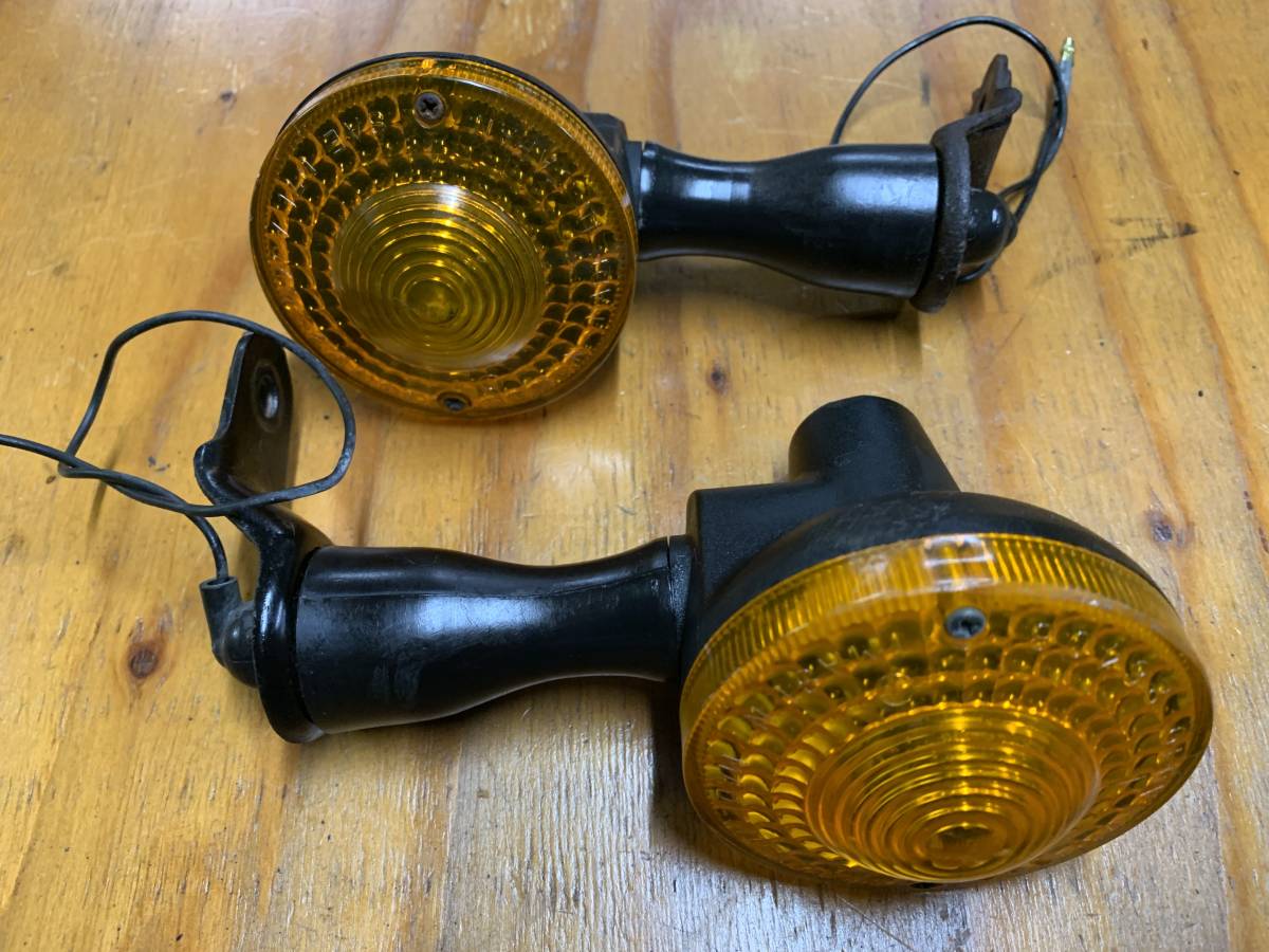 ヤマハ XT250他ウインカー 当時物 商品の説明XT250用との事でスト…