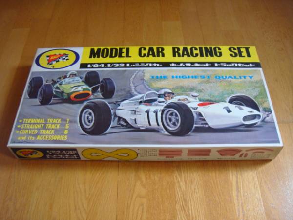 ニチモ1/24・1/32レーシングカーホームサーキットトラックセット 