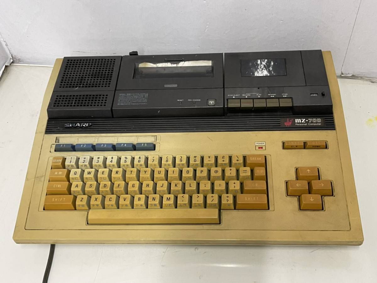 SHARP シャープ パーソナルコンピューター MZ-731 昭和レトロ 通電OK