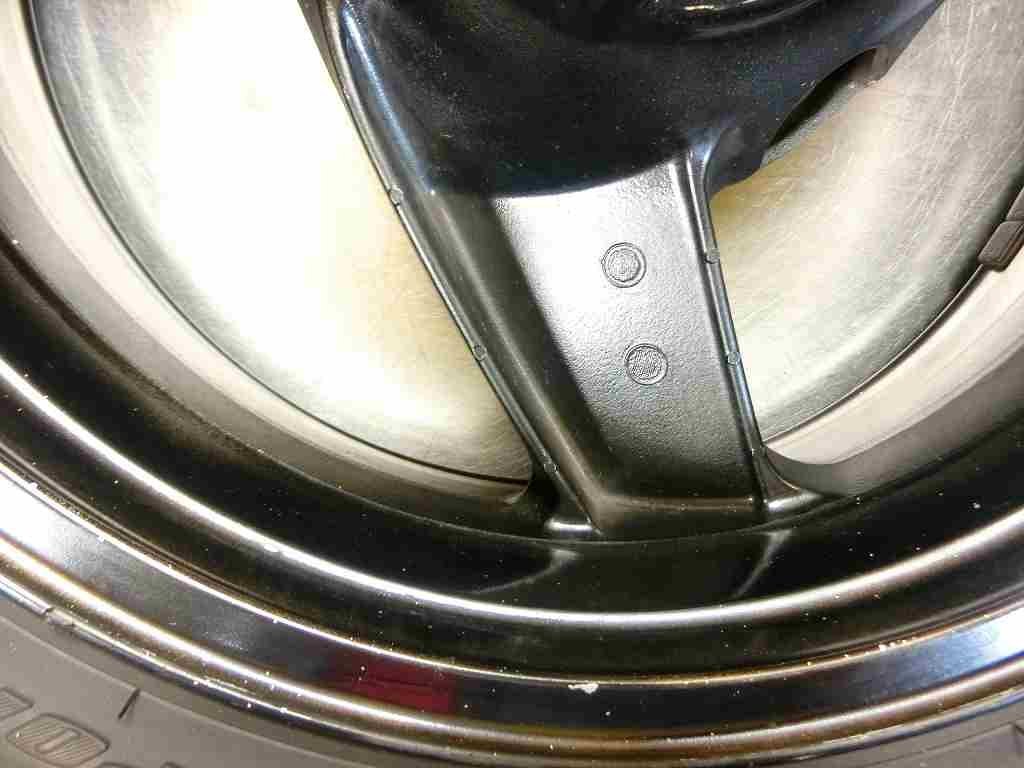 買取り実績 ZZ-R1100 リアホイール 17x5.50、ペイント☆ZZR1100-D型
