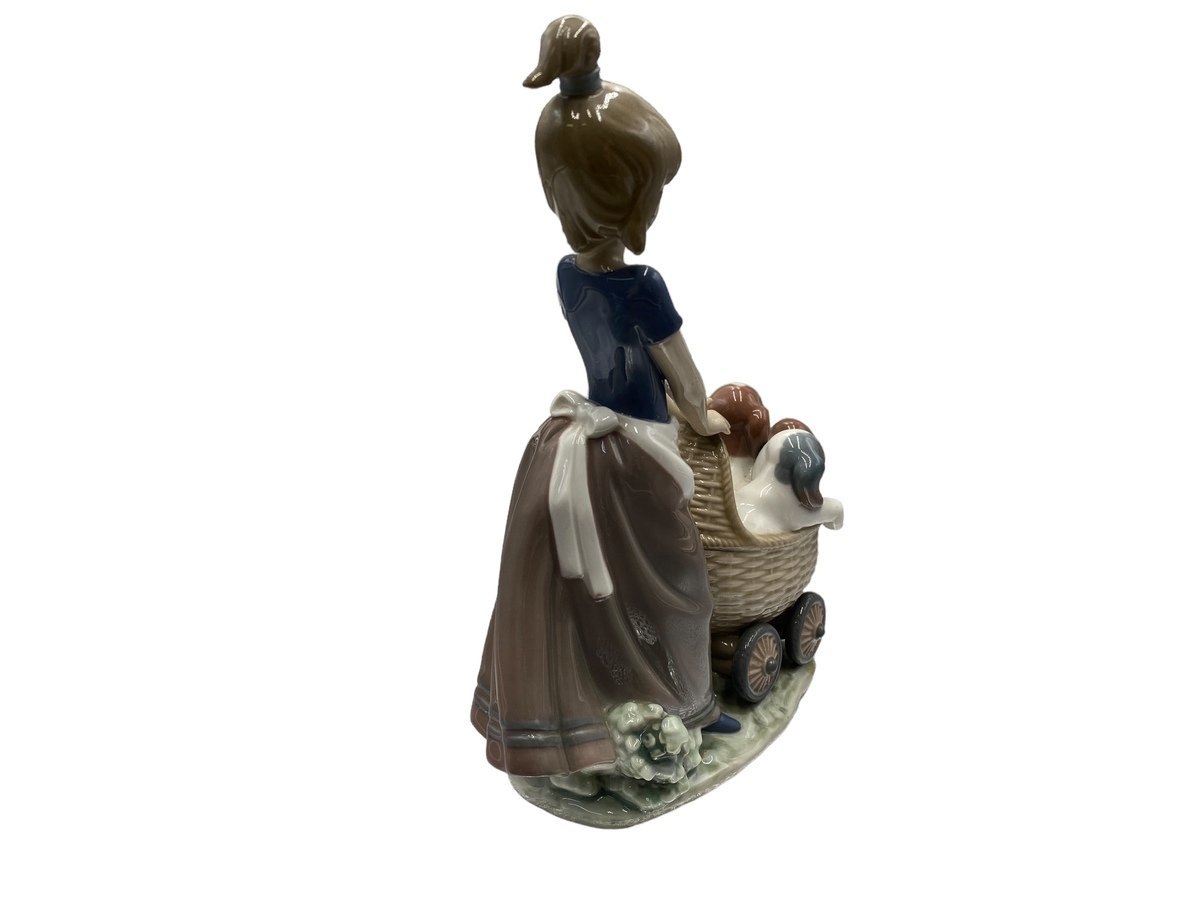 LLADRO リヤドロ 子犬達のお散歩 少女 犬 仔犬 カート 乳母車 0
