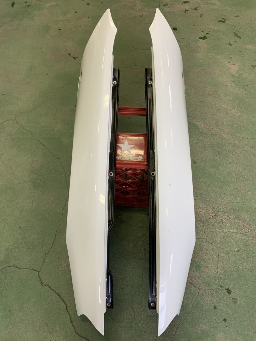 売り切りR34 スカイライン 純正 フロントフェンダー 左右セット ターボ 