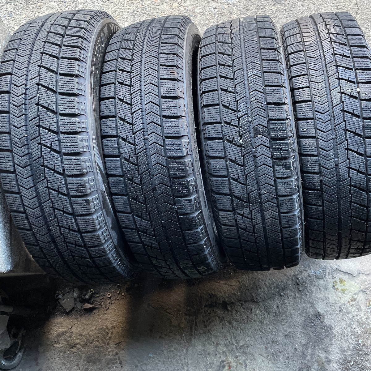 人気SALE，最新作 ブリヂストンVRX 155/65R14 4本セット 17年式(中古品)｜売買されたオークション情報、yahooの商品情報をアーカイブ公開 - オークファン 14インチ