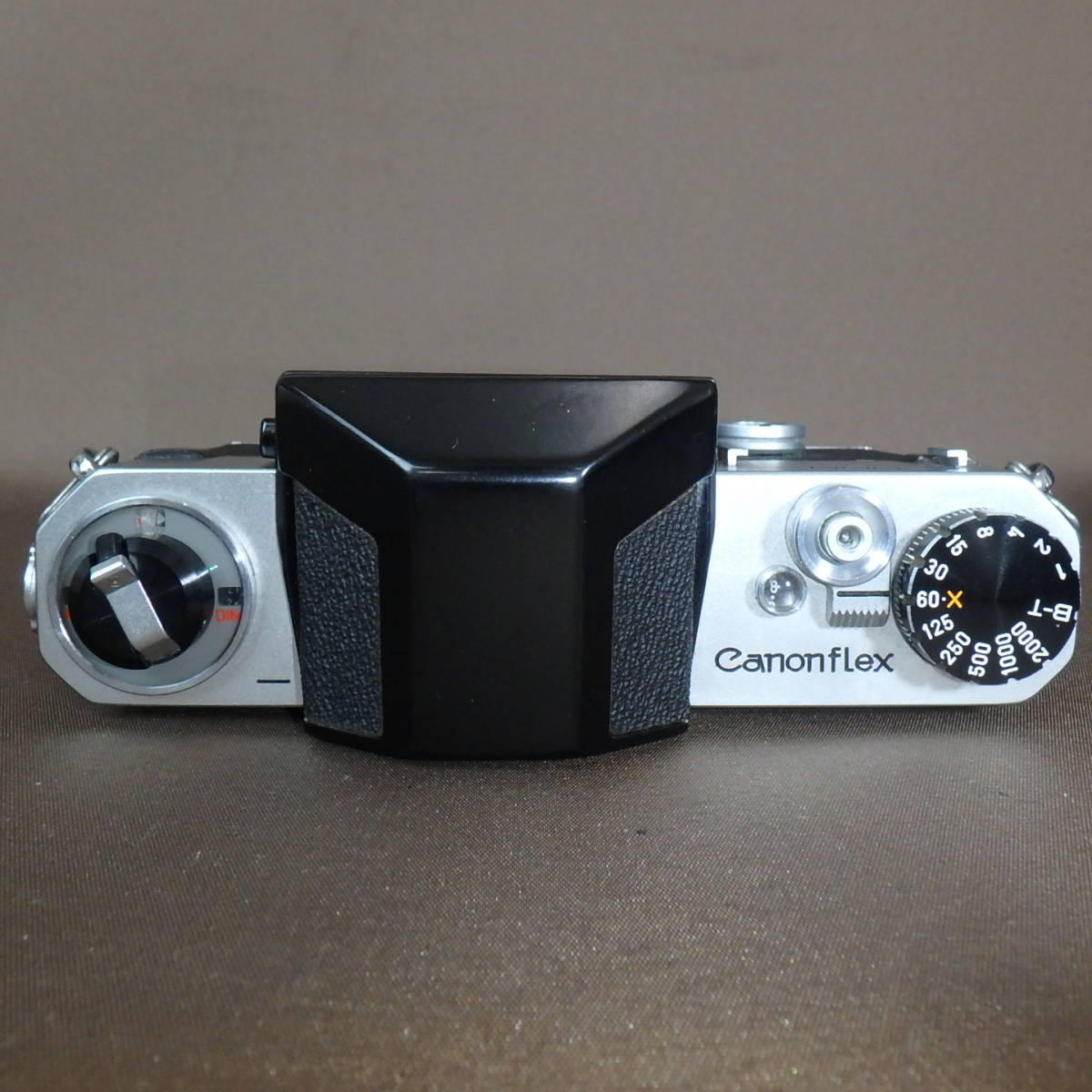 FK-5413　キャノン　CANON FLEX R2000 FL 35mm 1:2.5　シャッターOK　美品/革ケース付 R2000 - Canonflex (14107941145).jpg Wikimedia 早田