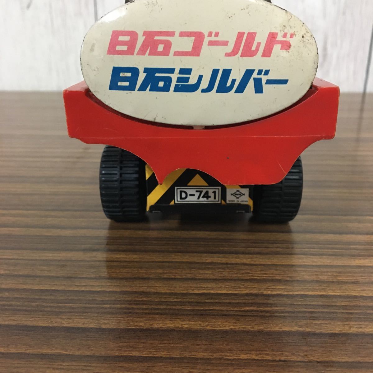 ダイヤ　ISUZUタンクローリーブリキ ◯ブリキ トラック ISUZU いすゞ タンクローリー D-741 日本石油