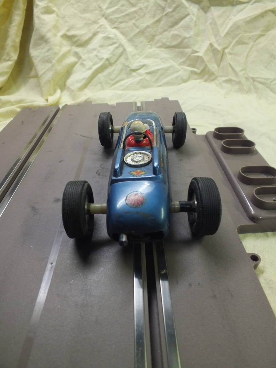 【当時物】不動 ジャンク品 ニチモ 1/24 BRM F-1スロットカー 2台 当時物】不動 ジャンク品 ニチモ 1/24 BRM F-1スロットカー 2台 昭和