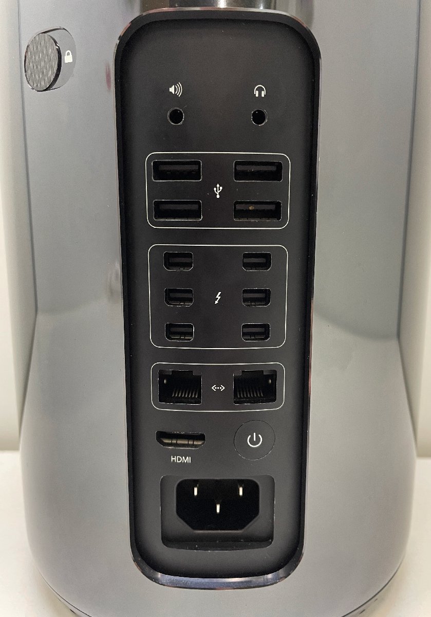 Apple】 MacPro (Late2013) / A1481 / メモリ32GB / M.2 NVMe 1TB