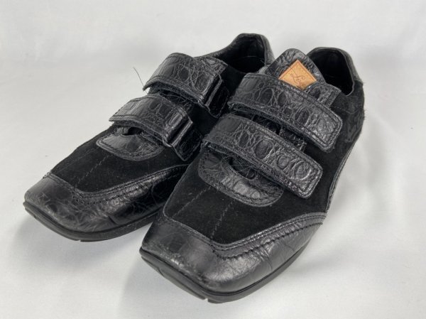 限定セール，定番 LOUIS VUITTON ルイヴィトン GO 0066 サイズ 38 1/2サイズ 約24.5センチ スニーカー ブラック イタリア製 121113(女性用)｜売買されたオークション情報、yahooの商品情報をアーカイブ公開 - オークファン 靴
