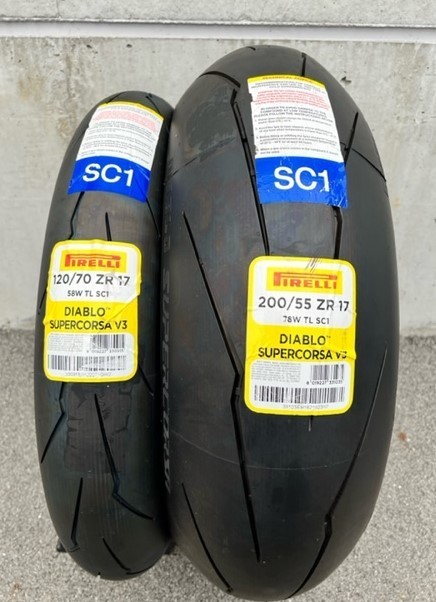 新品 2022年製 ピレリ ディアブロ スーパーコルサ V3 SC1 120/70ZR17