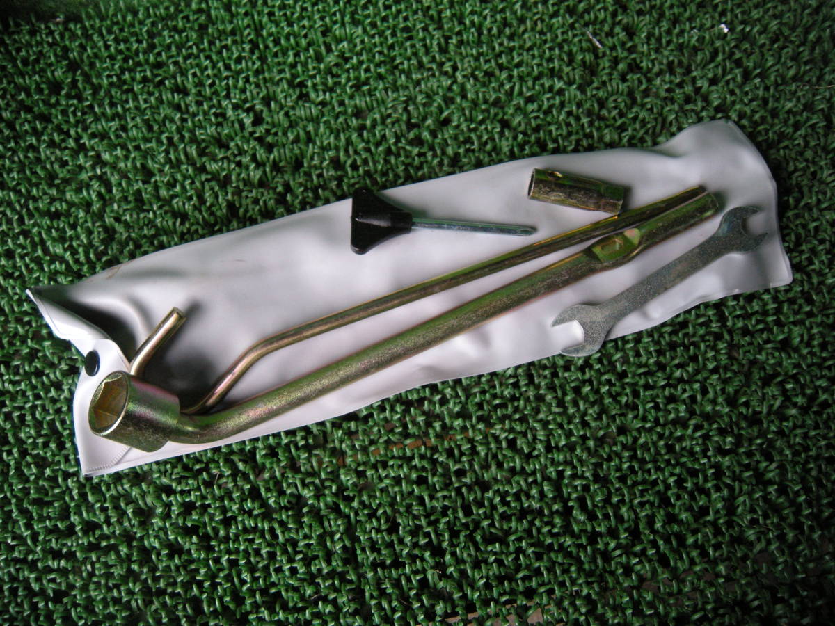 ☆ テリオスキッド j111G 工具一式 ジャッキ 【8463（4-5620）】