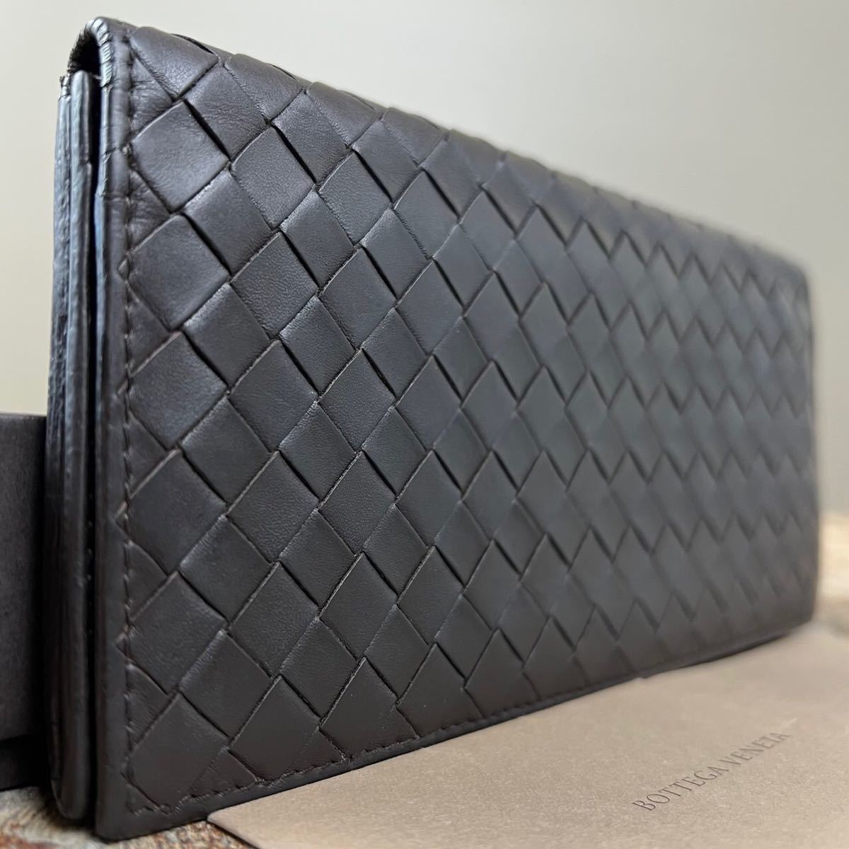 希少BOTTEGA VENETA イントレチャート刺繍ラウンドジップ財布RFID 希少BOTTEGA VENETA イントレチャート刺繍ラウンドジップ財布RFID 商品