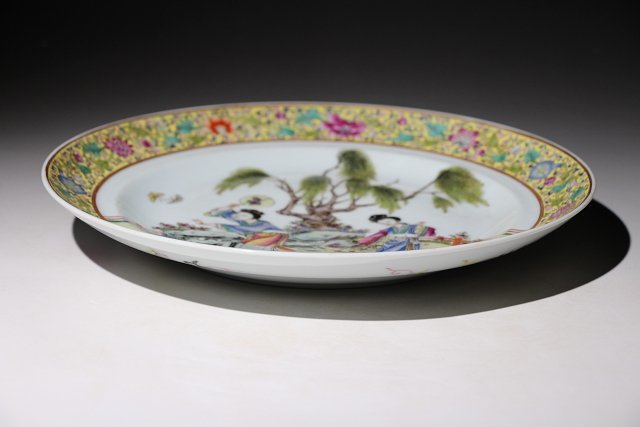 中国古美術 清時代色絵 粉彩 大皿 飾皿 龍図 在銘 唐物 径約23cm 1965年ロンドンMARCHANTより入手 来歴有 大清嘉慶年製 細密画 粉彩皿