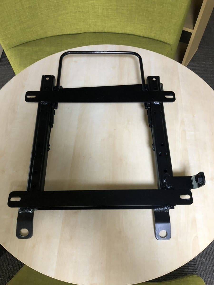 100%新品，SALE シートレール レカロ レカロシートレール RECARO カワイ製作所 トライアル ハイエース 左右セット 200系(レール)｜売買されたオークション情報、yahooの商品情報をアーカイブ公開 - オークファ レール