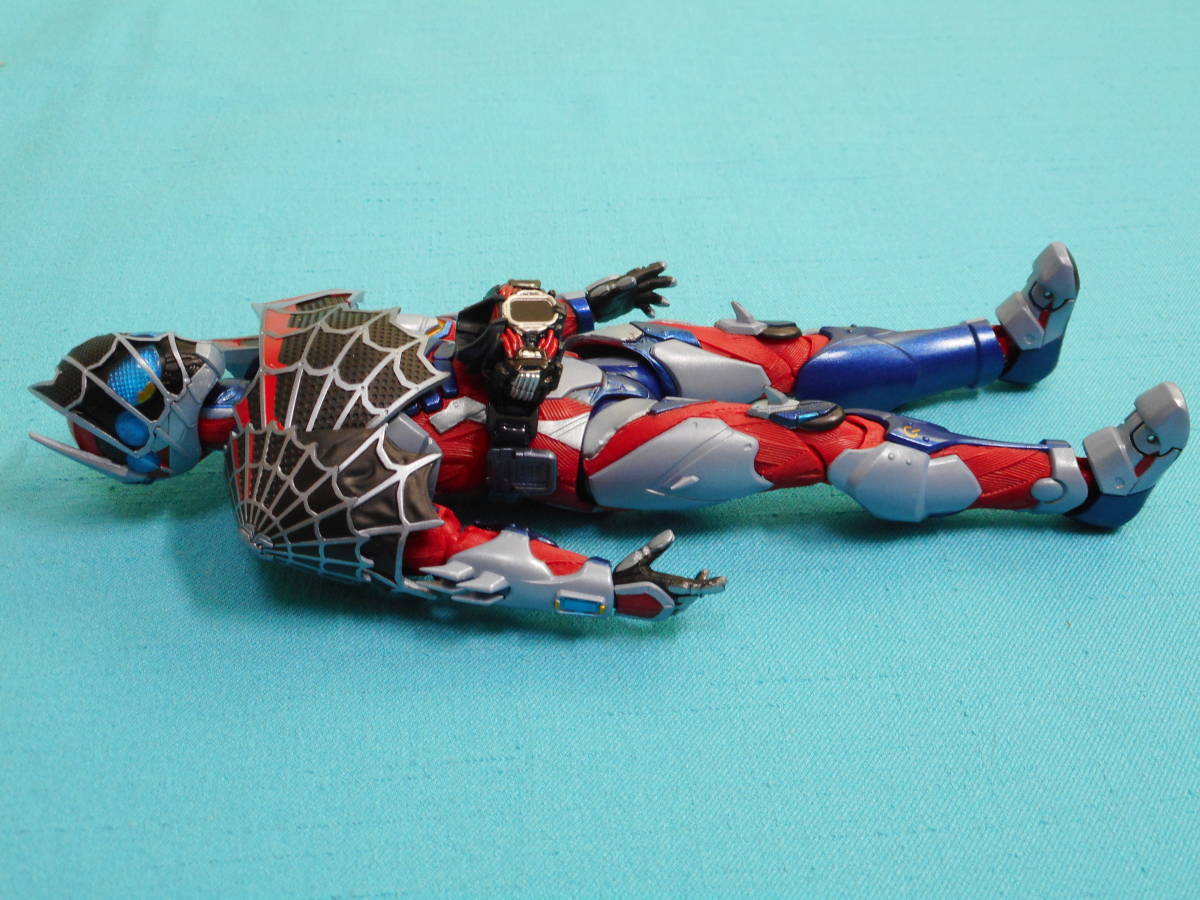 S.H.Figuarts 仮面ライダーデモンズ スパイダーゲノム 【現状品】検 