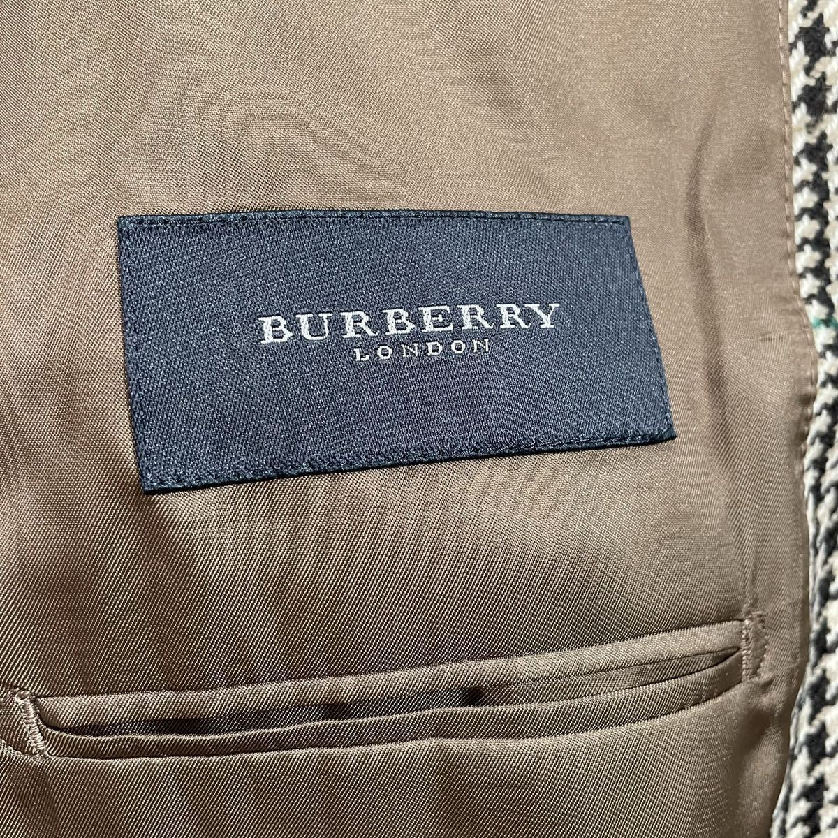 バーバリーロンドン『紳士的な佇まい』Burberry London テーラード 
