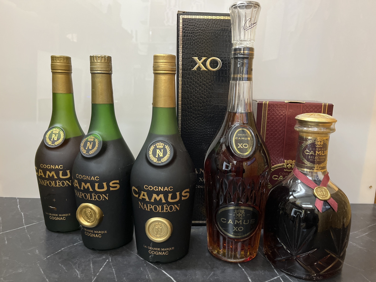 セール【希少】CAMUS Cognac Napoléon 　ホワイト・ブルー 5本セット】 CAMUS ナポレオン NAPOLEON カミュ XO セレクション