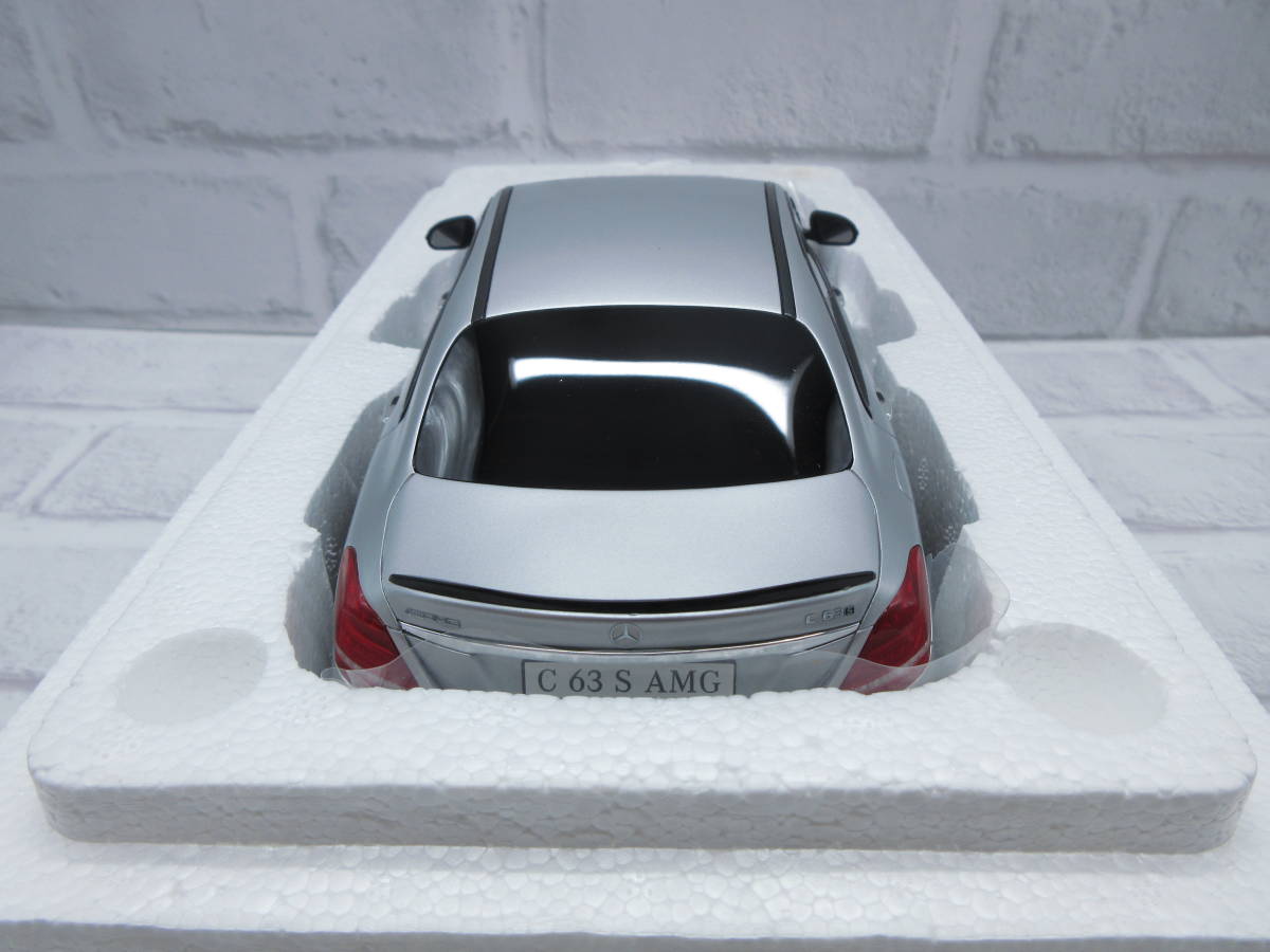 ミニカー　1/18　京商　GTスピリット　メルセデスベンツ　AMG　C63S　エディション1　シルバー　モデルカー