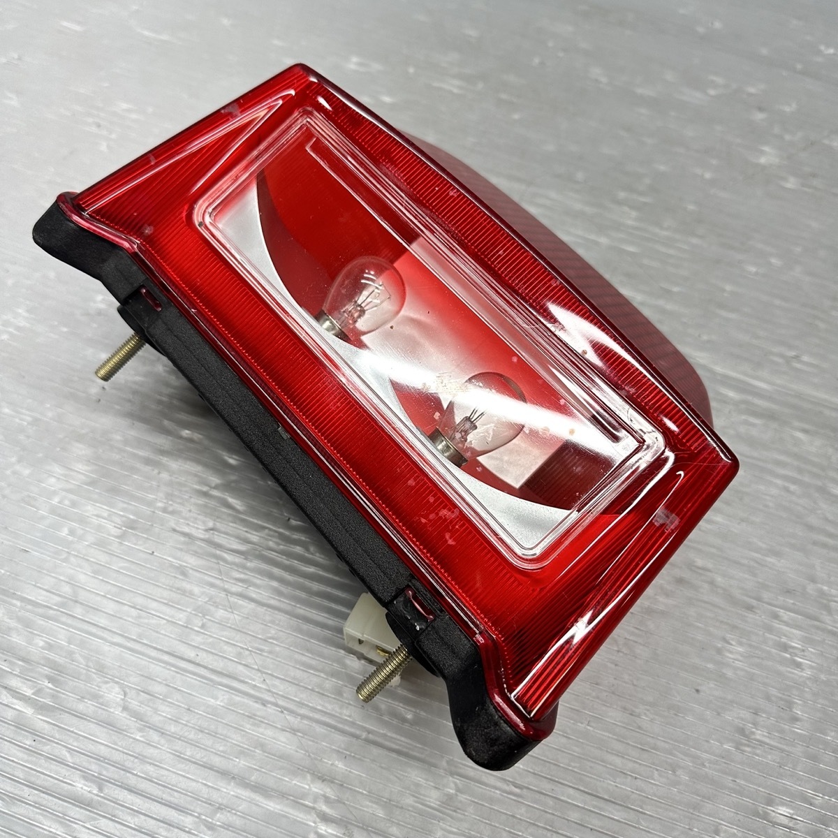 カワサキ ZRX1200⁄1100 純正 テールランプ 040-7790 221025BO069
