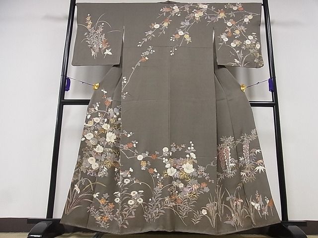 着物屋こころ■訪問着　駒刺繍　草花文　金彩　着丈158.5cm　裄丈64.5cm　正絹　逸品　B-fe3571 金彩 暈し染め 駒刺繍 平和屋-こころ店□訪問着 158.5cm 竹屋